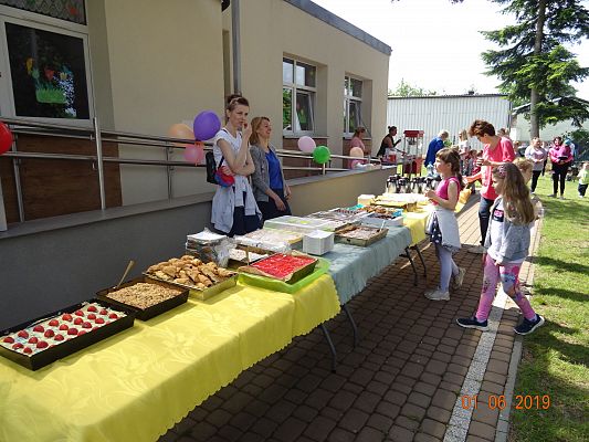 Grafika #1: Festyn Rodzinny cz. I