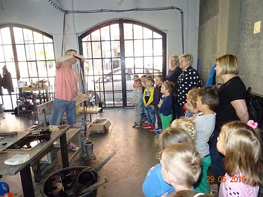 Grafika #0: Wycieczka do Pucka-Manufaktura szkła PuckGlas cz. III