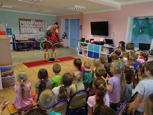 Grafika #0: Cyrk HECA w przedszkolu cz. IV