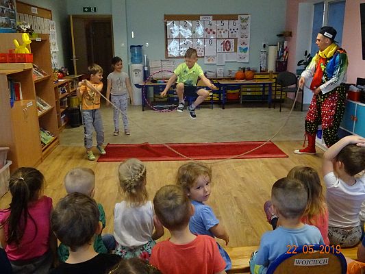 Grafika #4: Cyrk HECA w przedszkolu cz. II