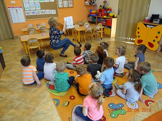 Grafika #6: Akcja #SegregujeMy  cz. I