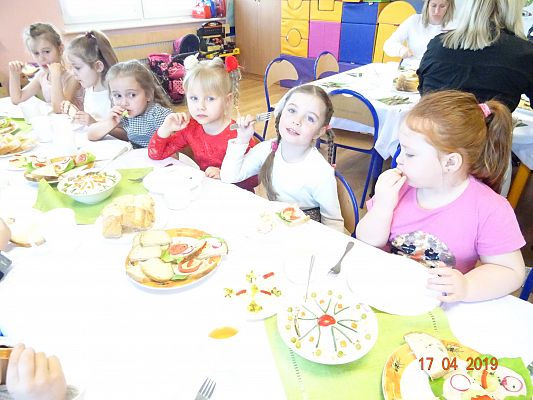 Grafika #1: Śniadanie Wielkanocne cz. III