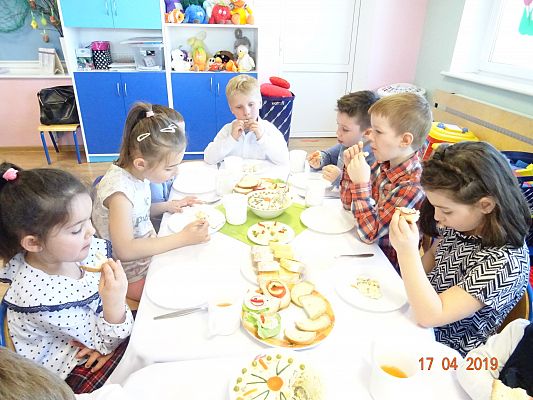 Grafika #6: Śniadanie Wielkanocne cz. II