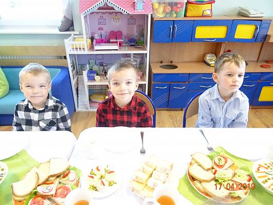 Grafika #3: Śniadanie Wielkanocne cz. I