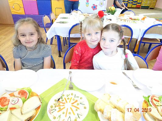 Grafika #6: Śniadanie Wielkanocne cz. I