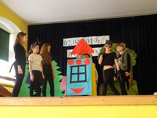 Grafika #1: Czarodziej Śmiech- przedstawienie teatralne cz. II