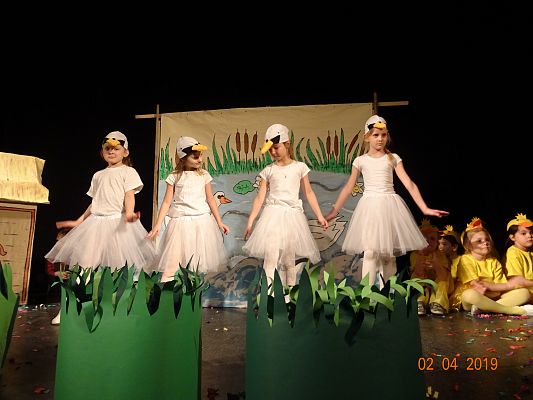 Grafika #4: Przegląd Teatrzyków Dziecięcych- Brzydkie kaczątko cz. II