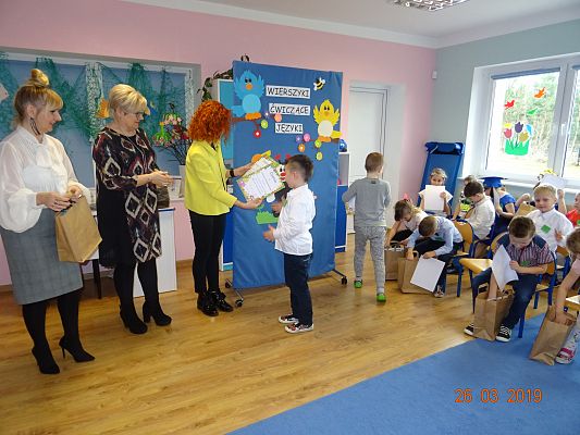 Grafika #1: Przedszkolny konkurs logopedyczny pt. Wierszyki ćwiczące języki cz. V