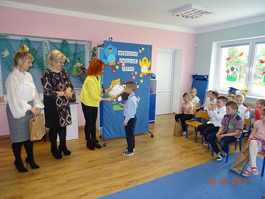Grafika #5: Przedszkolny konkurs logopedyczny pt. Wierszyki ćwiczące języki cz. IV