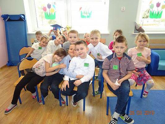 Grafika #7: Przedszkolny konkurs logopedyczny pt. Wierszyki ćwiczące języki cz. III