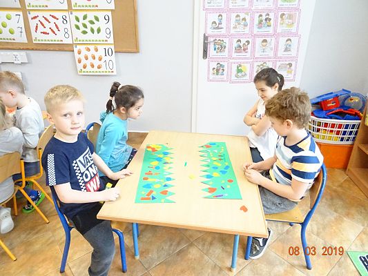 Grafika #4: Przedszkolaki świętowały Dzień Kobiet cz. III