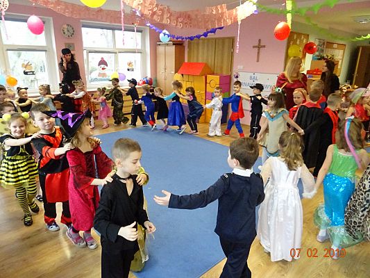 Grafika #2: Bal Karnawałowy cz. X