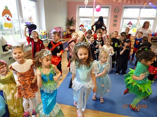 Grafika #1: Bal Karnawałowy cz. VII