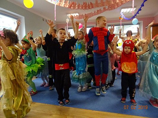 Grafika #1: Bal Karnawałowy cz. IV