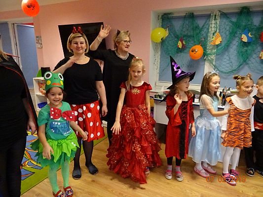 Grafika #3: Bal Karnawałowy cz. I