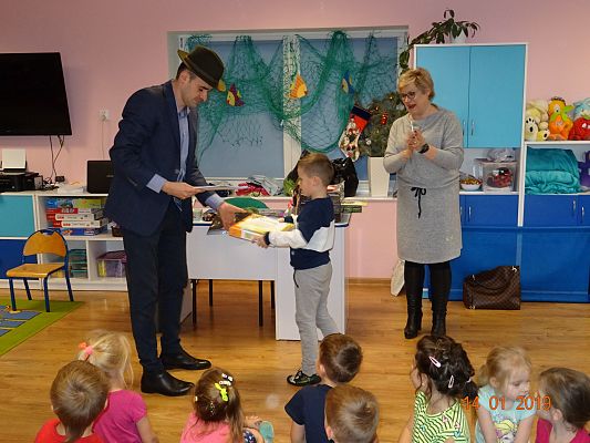 Grafika #2: Rozstrzygnięcie konkursu plastycznego  Domy leśnych zwierząt cz. I