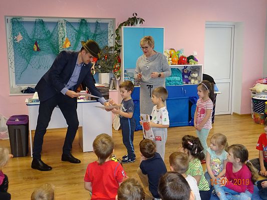 Grafika #4: Rozstrzygnięcie konkursu plastycznego  Domy leśnych zwierząt cz. I