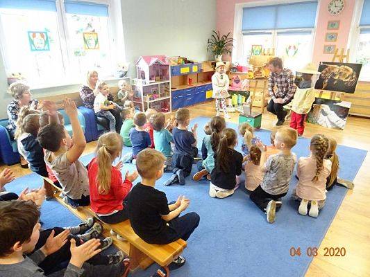 Grafika #4: Warsztaty pszczelarskie cz. III