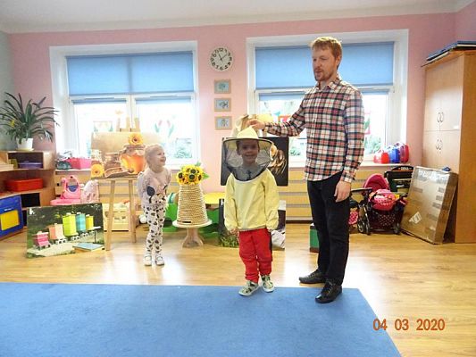 Grafika #1: Warsztaty pszczelarskie cz. II