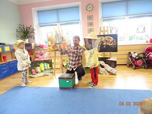 Grafika #6: Warsztaty pszczelarskie cz. II