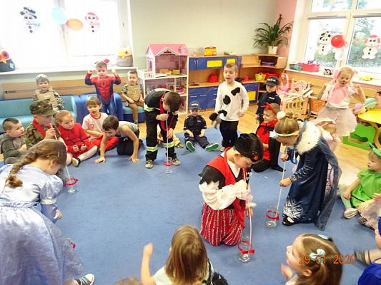 Grafika #1: Bal Karnawałowy cz. V