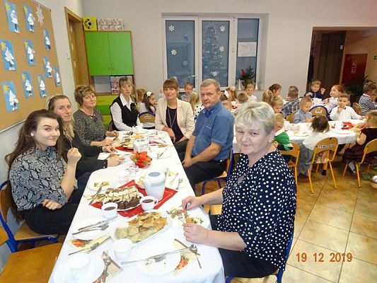 Grafika #2: Wigilia w przedszkolu cz. V