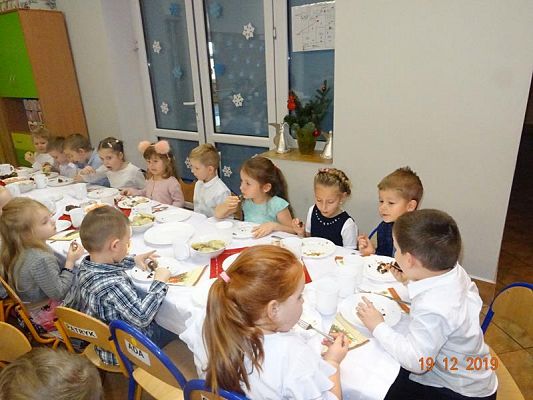 Grafika #8: Wigilia w przedszkolu cz. III