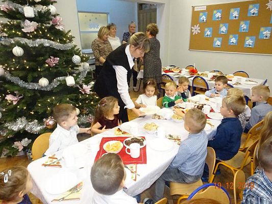 Grafika #7: Wigilia w przedszkolu cz. I