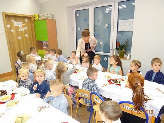 Grafika #8: Wigilia w przedszkolu cz. I