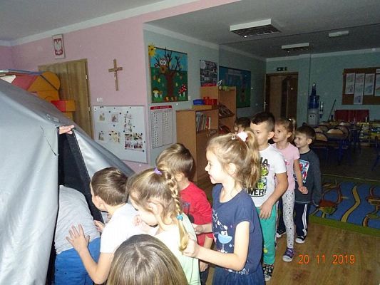 Grafika #2: Mobilne Planetarium Układ Słoneczny cz. II