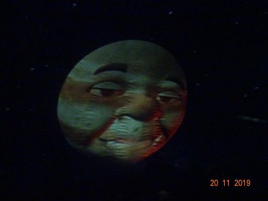 Grafika #4: Mobilne Planetarium Układ Słoneczny cz. I