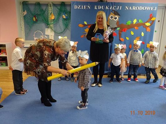 Grafika #2: Dzień Edukacji Narodowej i Pasowanie na Przedszkolaka cz. VII