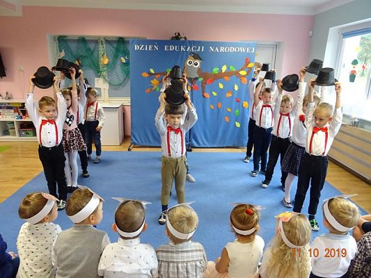 Grafika #3: Dzień Edukacji Narodowej i Pasowanie na Przedszkolaka cz. III