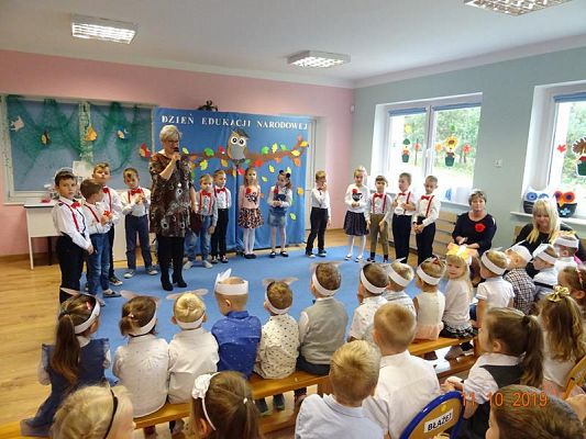 Grafika #5: Dzień Edukacji Narodowej i Pasowanie na Przedszkolaka cz. I