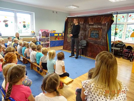 Grafika #0: Teatrzyk Pinokio