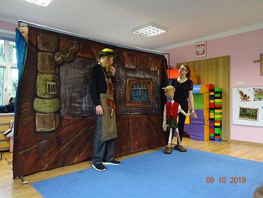 Grafika #6: Teatrzyk Pinokio