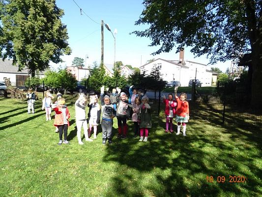 Grafika #0: Sprzątanie Świata gr. II