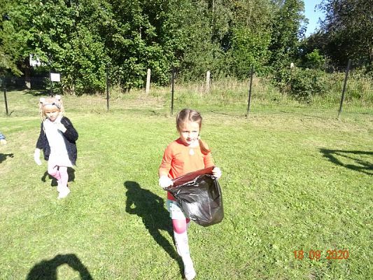 Grafika #3: Sprzątanie Świata gr. II