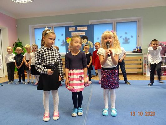 Grafika #7: Dzień Edukacji Narodowej