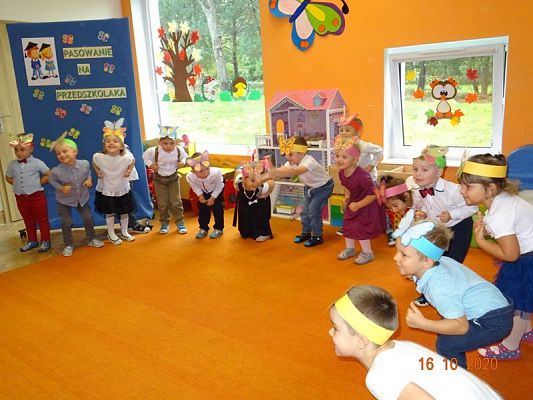 Grafika #18: Pasowanie na Przedszkolaka