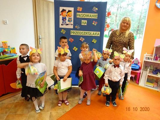 Grafika #34: Pasowanie na Przedszkolaka