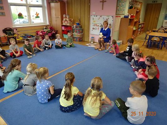 Grafika #13: Dzień Pluszowego Misia gr. I Motylki