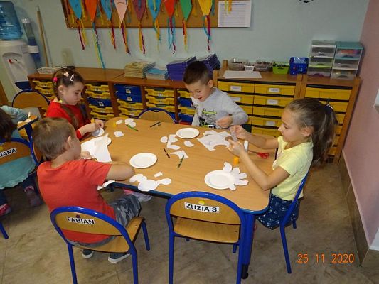 Grafika #47: Dzień Pluszowego Misia gr. I Motylki