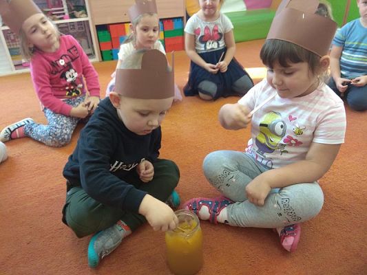 Grafika #10: Dzień Pluszowego Misia gr. I Motylki