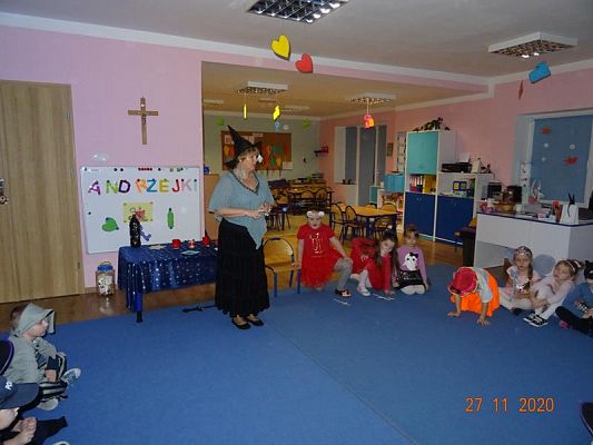 Grafika #1: Andrzejki gr. II Rybki