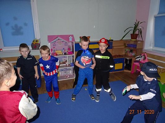 Grafika #15: Andrzejki gr. II Rybki