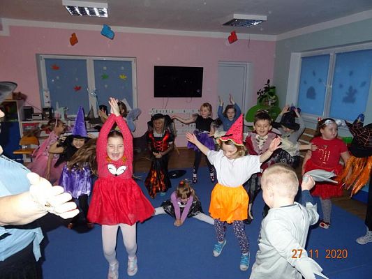 Grafika #19: Andrzejki gr. II Rybki