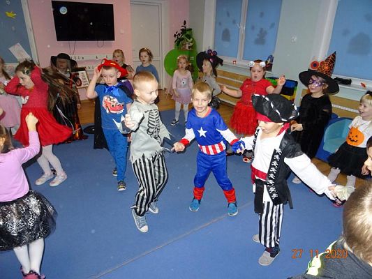 Grafika #20: Andrzejki gr. II Rybki