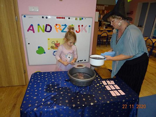 Grafika #27: Andrzejki gr. II Rybki