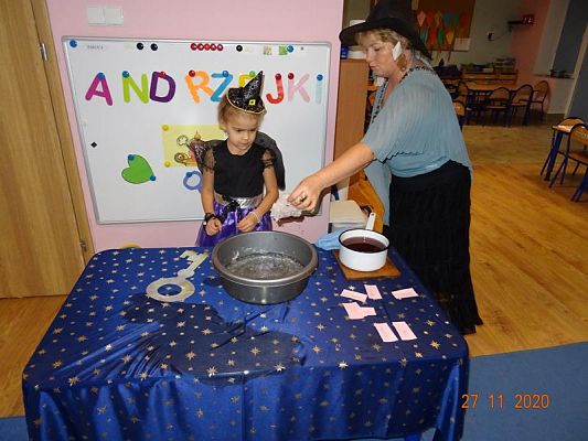 Grafika #29: Andrzejki gr. II Rybki